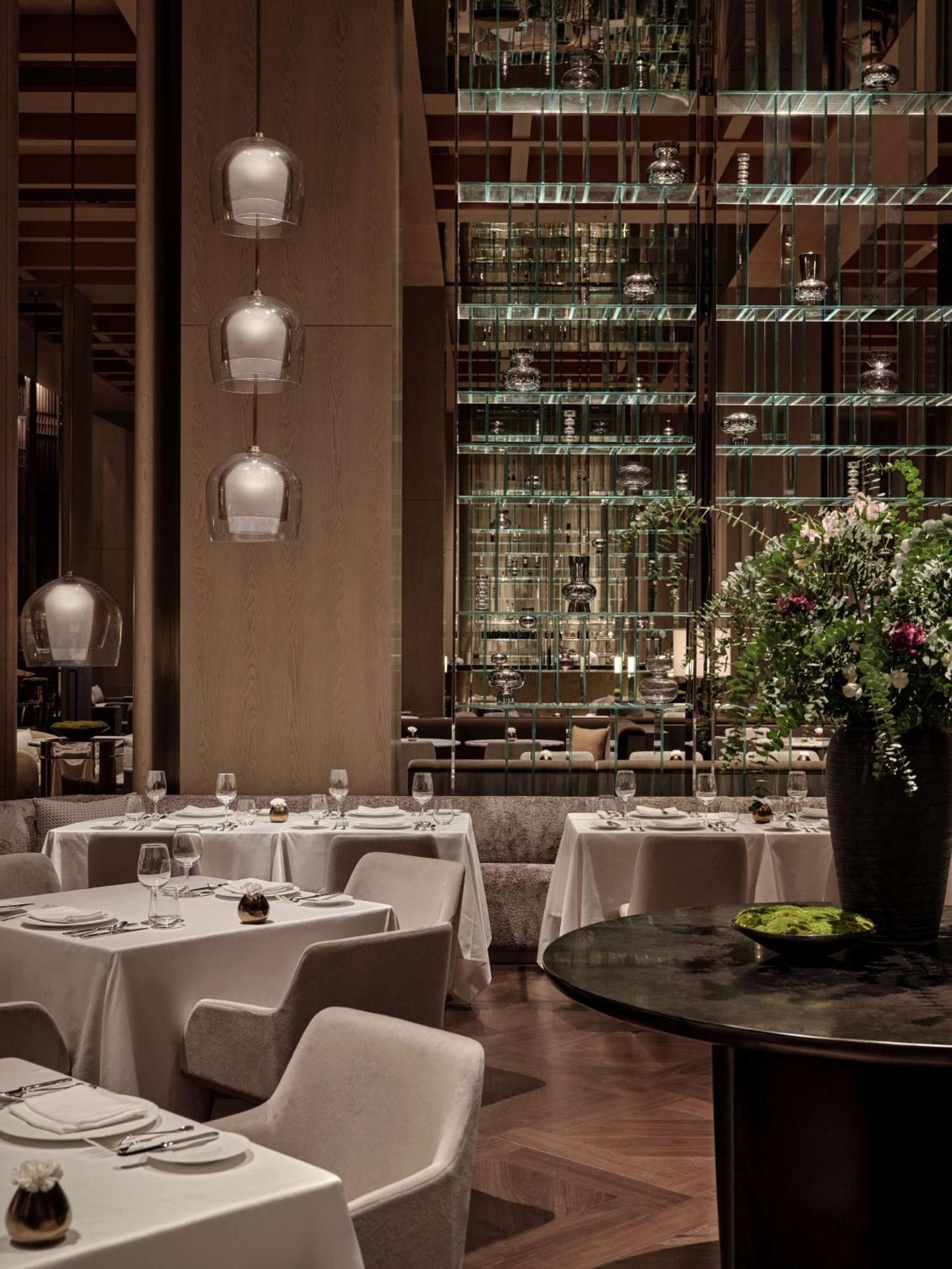 Conrad Shenzhen, The First Art Museum Hotel In Greater Bay Area With The Stunning Bay And Sunset View In The Hotel Terrace Buitenkant foto