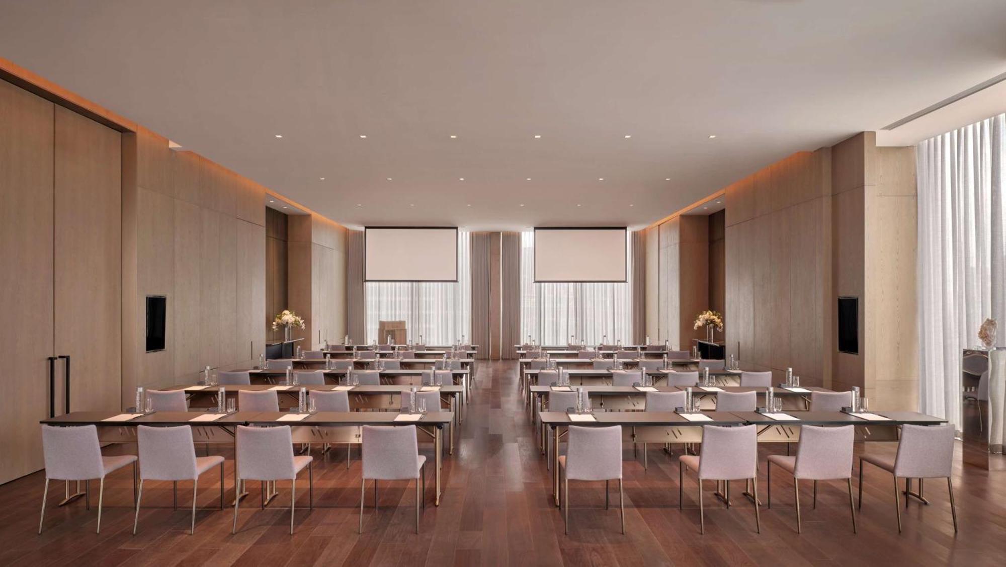 Conrad Shenzhen, The First Art Museum Hotel In Greater Bay Area With The Stunning Bay And Sunset View In The Hotel Terrace Buitenkant foto