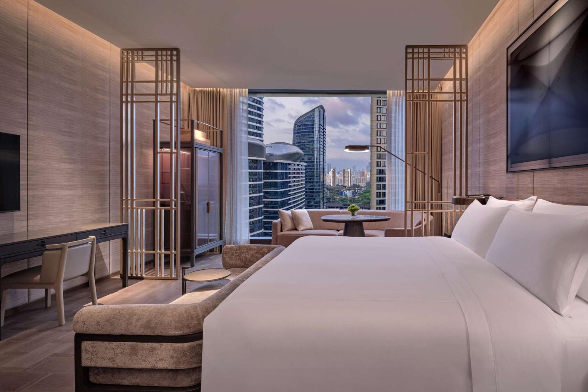 Conrad Shenzhen, The First Art Museum Hotel In Greater Bay Area With The Stunning Bay And Sunset View In The Hotel Terrace Buitenkant foto