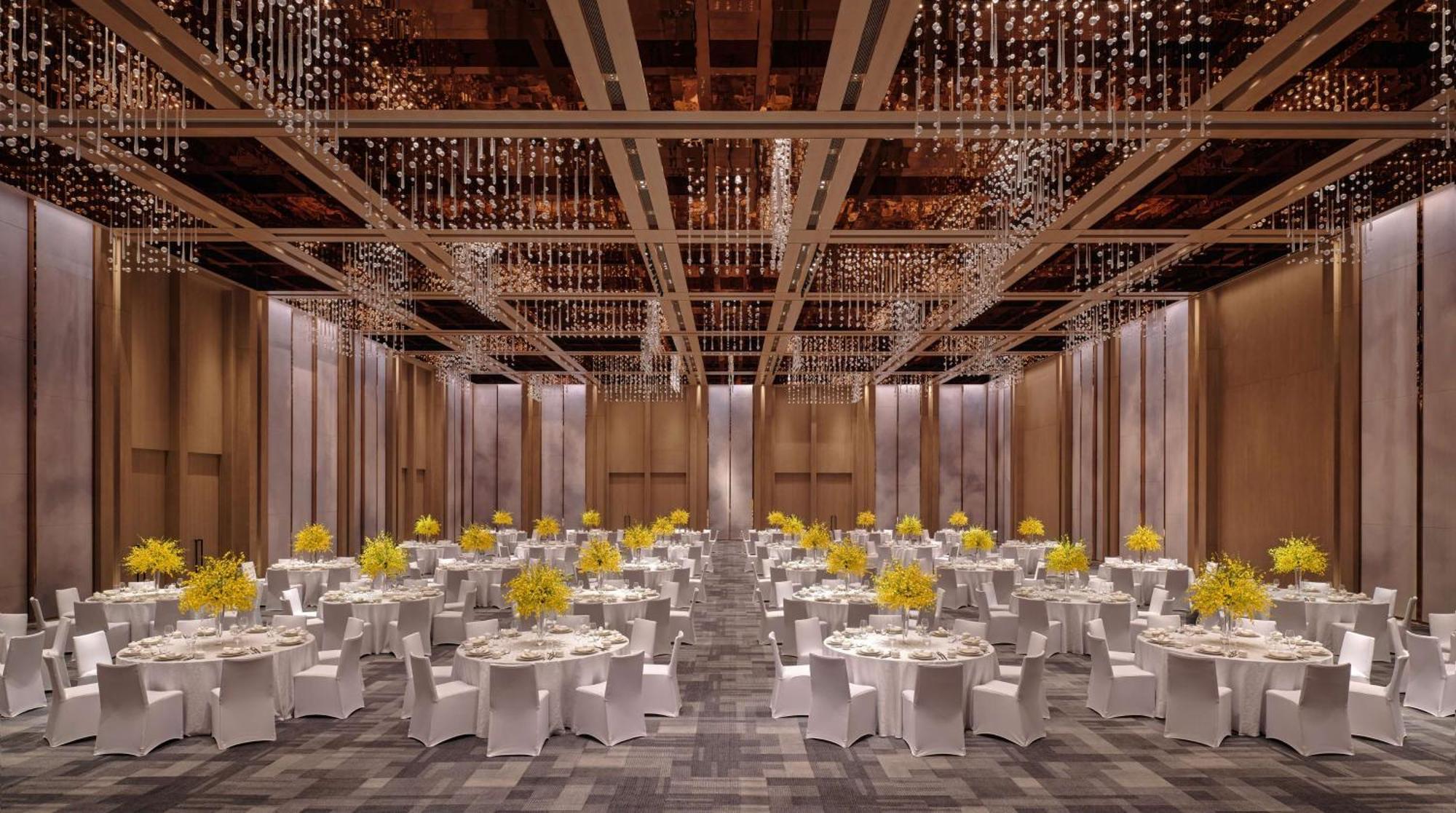 Conrad Shenzhen, The First Art Museum Hotel In Greater Bay Area With The Stunning Bay And Sunset View In The Hotel Terrace Buitenkant foto