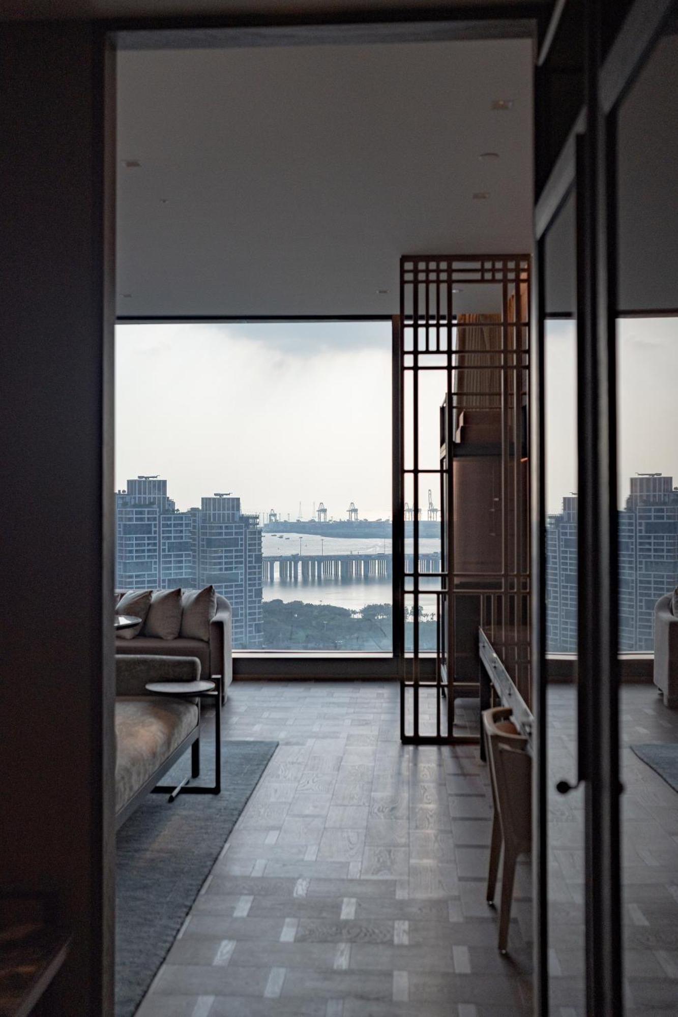 Conrad Shenzhen, The First Art Museum Hotel In Greater Bay Area With The Stunning Bay And Sunset View In The Hotel Terrace Buitenkant foto
